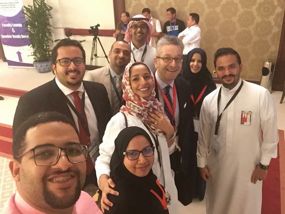 ammartonkal's tweet photo. We had an awesome group of volunteers, glad that I had the opportunity to work with you
@t_alsaery
@DrVdhk
@Islam3dnan
@hemanet_2006
@MD_khayat
@DR_SHATHA2
Mohammed Ismail, Wesam Dause, Lujain AlSharef, O.  AlAmir, O.  Alzahrani, Yasir Alard, Sahal Khoja, Hadeel Ayman, M. Najdat https://t.co/AV3hdNDZj1