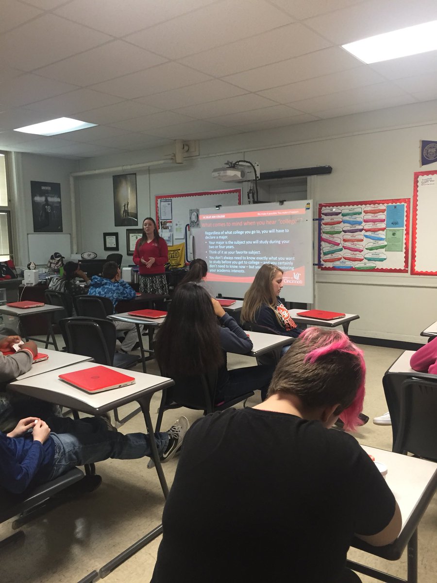 GEARUPNorwood's tweet photo. @ShepChemical @CincinnatiZoo @kroger Students also heard from post-secondary speakers such as @nkuedu @UCBlueAsh @USArmy @EarnandLearncom @MiamiRegionals ! Thank you to all our amazing volunteers! #GEARUPworks #IheartGEARUP https://t.co/CgSKsINfxP
