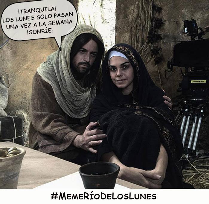 liviabritoof's tweet photo. Hola mis #aLIVIAnados! Recuerden que cada amanecer es un nuevo comienzo y por eso yo #MemeRíoDeLosLunes. Espero sus memes y a disfrutar! CIAO PESCAO!!! 🐟 https://t.co/TLf44sjoBQ