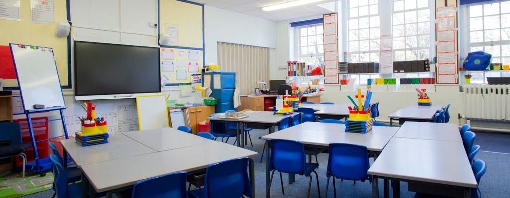 EricPatnoudes's tweet photo. Interested in #learningspace design? @DrKatrinaKeene & I did a webinar for @ISTELearnSpaces , watch it here https://t.co/zA3BlaL4ZJ or check out the latest article for @EdTech_K12 "7 Tips for Redesigning Your Learning Space" https://t.co/cECkjlNfyl #Blueprint2Design #edtech https://t.co/acosHl0s29