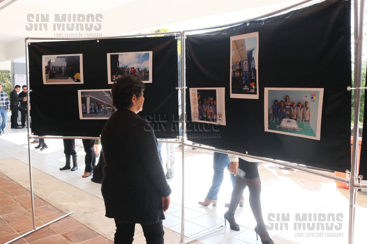 SinMurosMx's tweet photo. #Galería Inauguración de la Expo Venta fotográfica Star Wars 2017 “En busca de una nueva galaxia”, trabajo de alumnos del programa de fotografía digital para personas con síndrome de Down del Instituto Mexicano de Investigación y Desarrollo #IMIDE 

Foto: Eduardo Martínez https://t.co/XPyckskHl2