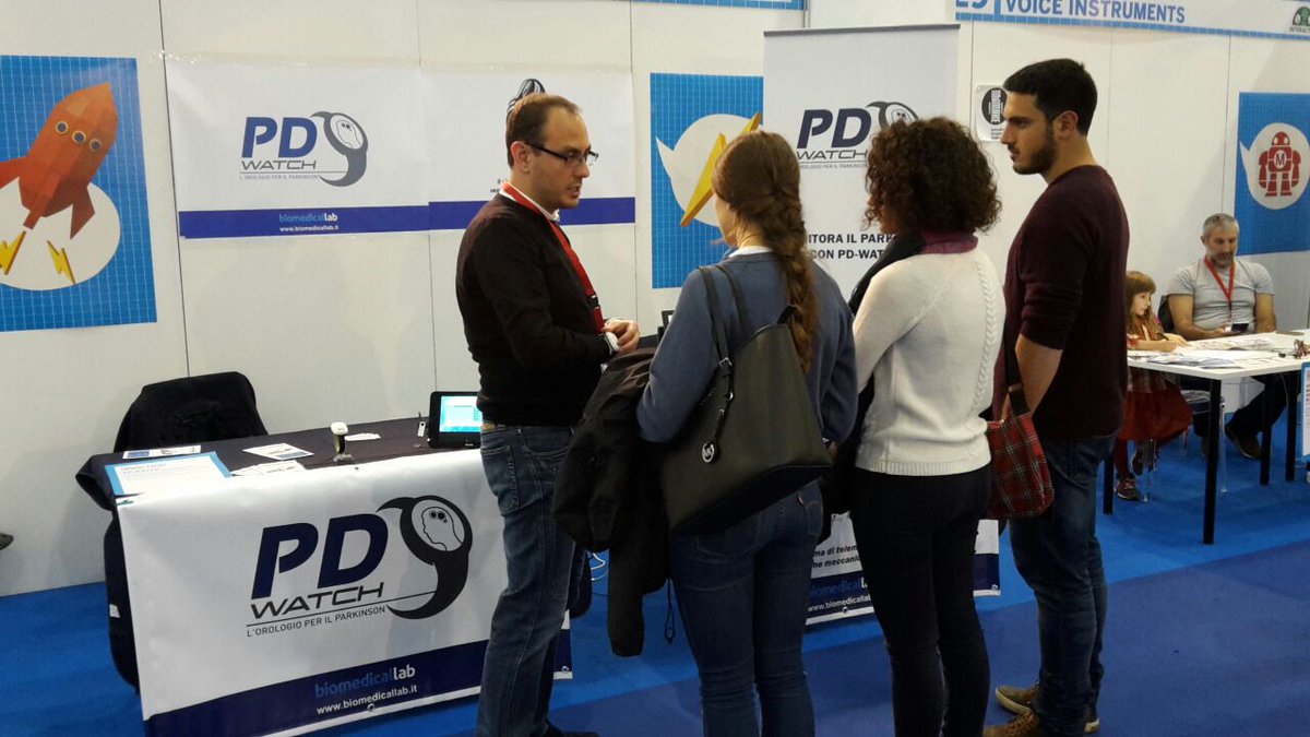 biomedical_lab's tweet photo. Anche quest'anno, #makerfairerome2017 è stata meravigliosa! Abbiamo dialogato con tanti visitatori ed abbiamo avuto tanti spunti di riflessione, tutti molto utili per il prosieguo del nostro lavoro con #pdwatch, l'orologio per il #Parkinson #pdwatchintour #biomedicallab #MFR17 https://t.co/Cln3QDoUjQ