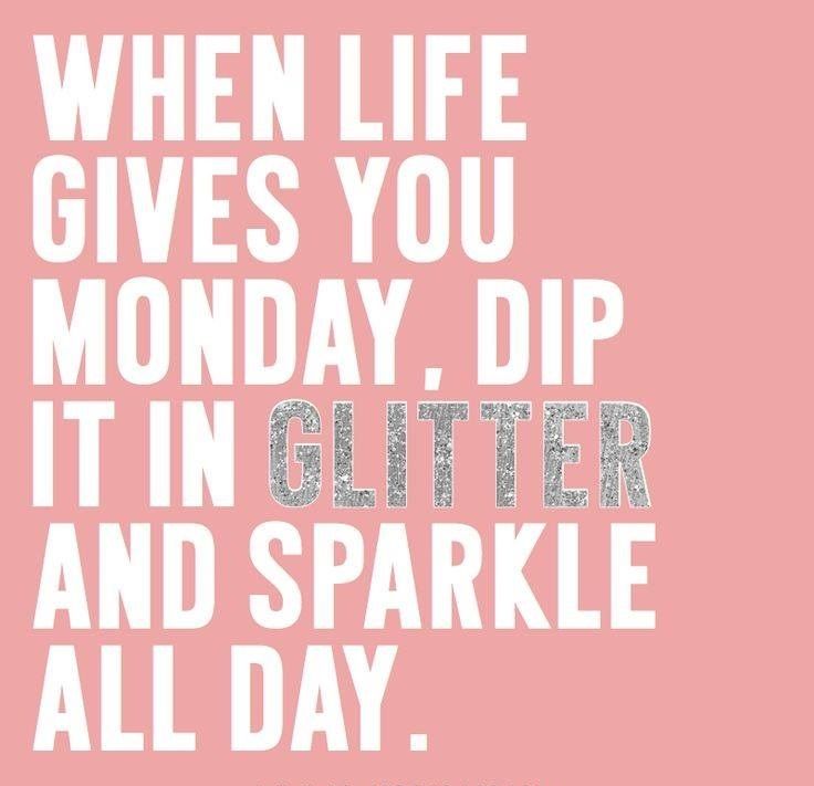 It's only 20 days until Christmas! Time to get your Holiday Sparkle on. 💫💫
#ChristmasSpirit