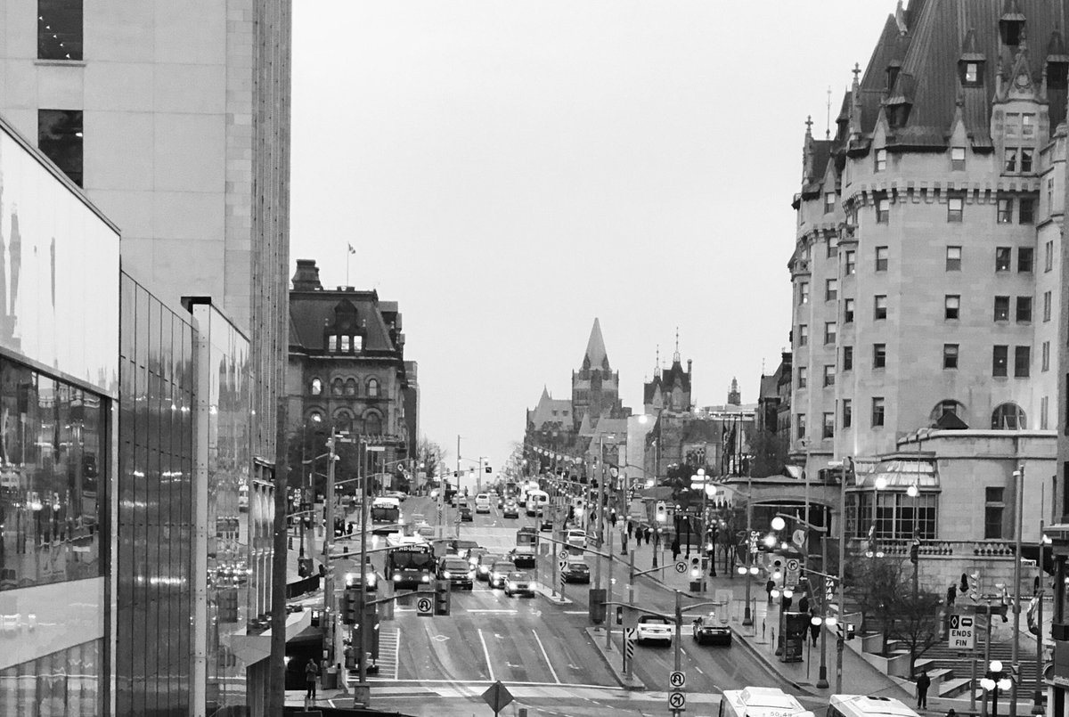 jadepochopsky's tweet photo. 🇨🇦 #capital #ottawa #canada #downtown https://t.co/DOY4MB5mz6
