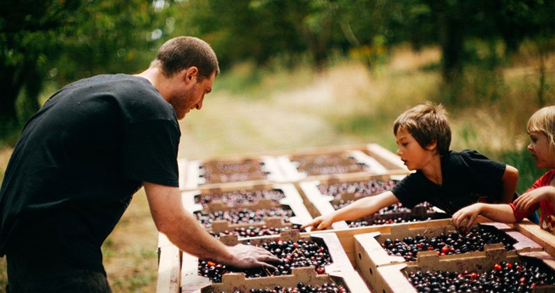 Sip Magazine (@sip_magazine) on Twitter photo The #Eugene-based #cidery creates traditional, farmhouse ciders and envisions a future further showcasing more #Oregon ingredients. #drinkORcider <a href="/wildcraftcider/">WildCraft CiderWorks</a>
sipnorthwest.com/4-questions-se… The #Eugene-based #cidery creates traditional, farmhouse ciders and envisions a future further showcasing more #Oregon ingredients. #drinkORcider <a href="/wildcraftcider/">WildCraft CiderWorks</a>
sipnorthwest.com/4-questions-se…