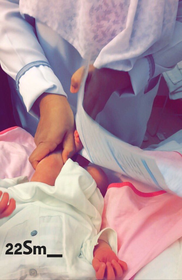 22Sm__'s tweet photo. مثل الروح هيا مرتبطه فيني
@22Sm__ https://t.co/7mERovCLib