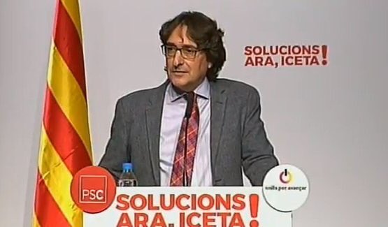 “Esto se ha acabado. Haremos la revolución del sentido común. Os pido que os pongáis en pie. Nos vamos a levantar. Empieza la revolución de la normalidad para seguir avanzando, tener un gobierno que se deje de ítacas y empiece a trabajar para la gente” <a href="/davidpsc/">David Pérez</a> #IcetaPresident