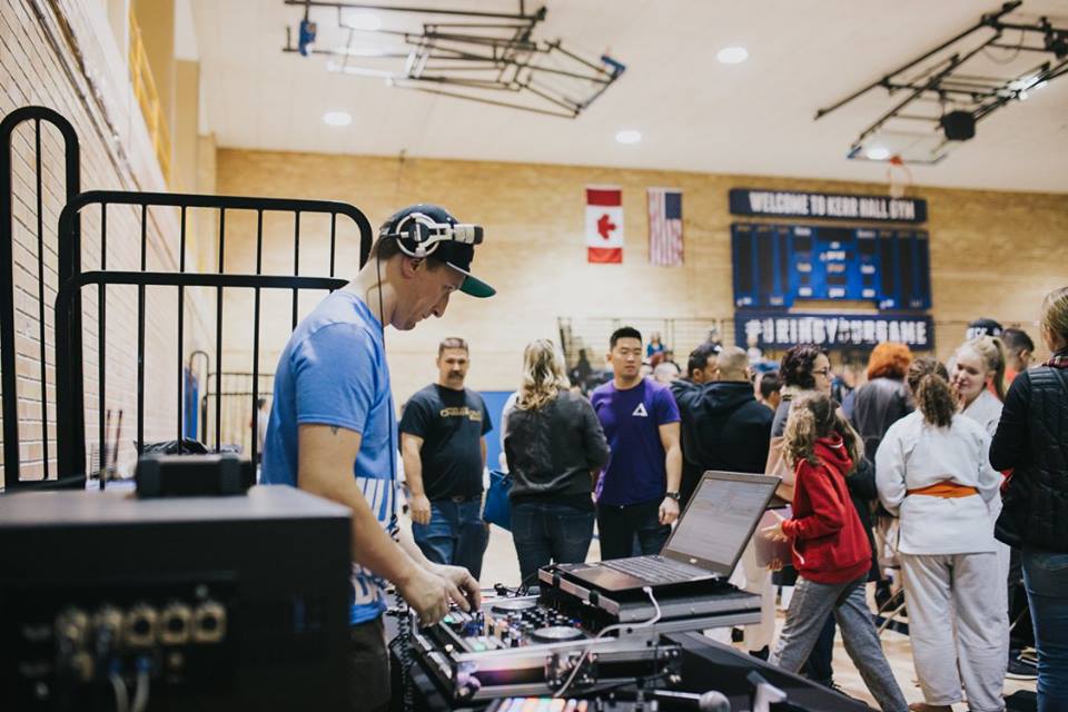 ScottifyEvents's tweet photo. Combining 2 things I love - #DJing and #BJJ - Pics from #TorontoBJJ's 9th Annual Tournament. Pics by @stephironside and #shotbyjoey >> #eventdj #djlife #toronto #the6ix @NI_News @Traktor #raidenfader #Portablism https://t.co/1KdQBIGOX1