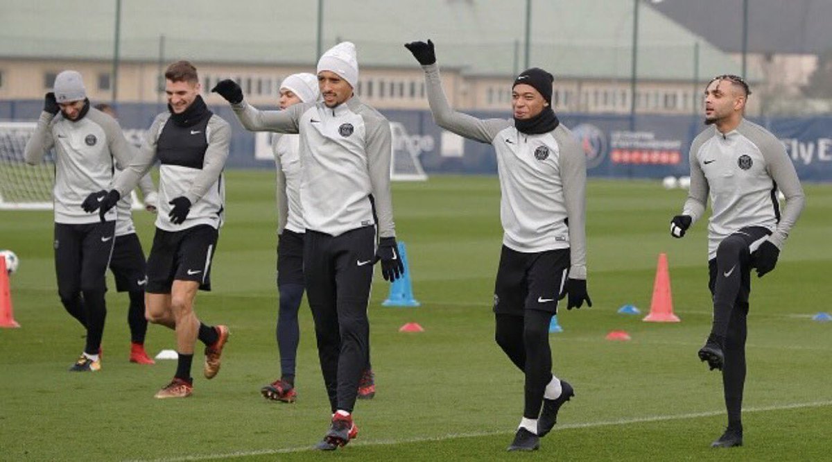 KMbappe's tweet photo. Prêt pour demain ⚽️ @ChampionsLeague https://t.co/uEGgcGnRLl