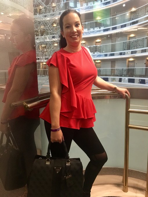 Euch allen einen sch&ouml;nen Montag Abend meine S&uuml;&szlig;en. Ich hoffe euch geht&rsquo;s gut habt habt das erste Adventswochende<a href="/tag/model"class="tags"><span>#model</span></a><a href="/tag/sweet"class="tags"><span>#sweet</span></a><a href="/tag/workout"class="tags"><span>#workout</span></a><a href="/tag/hot"class="tags"><span>#hot</span></a><a href="/tag/party"class="tags"><span>#party</span></a><a href="/tag/motorsport"class="tags"><span>#motorsport</span></a>