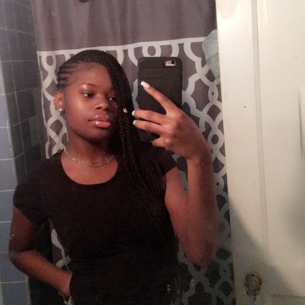 rayaana12's tweet image. #NewProfilePic