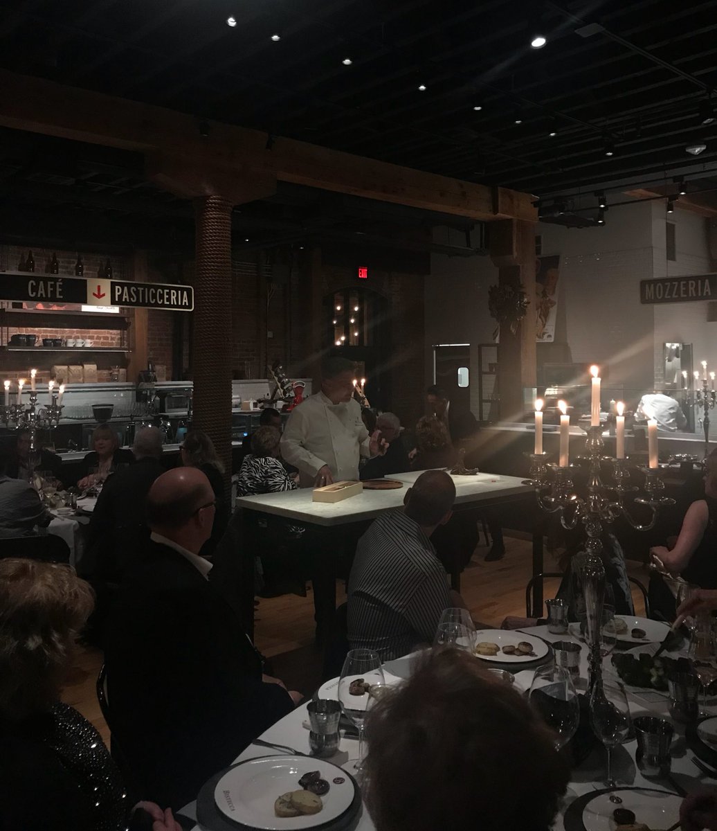 Thank you to all who attended this past Saturday’s #TeatroBistecca...it was a beautiful evening filled with Frank Sinatra, Sammy Davis &amp; the sharing of stories. Only 1 Bistecca remains of 2017, see you there December 15 <a href="/TeatroBistecca/">湖州白领同城上♥门</a> teatrobistecca.tocktix.com