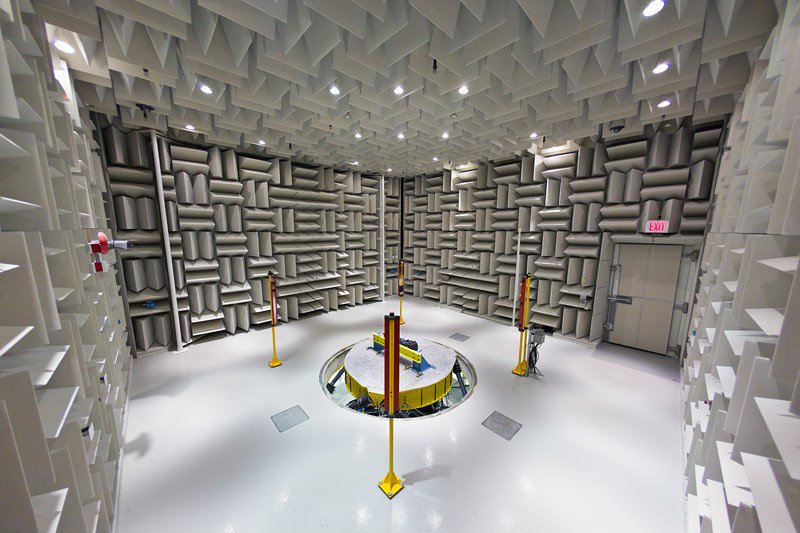 ACE_WindTunnel's tweet photo. It's #MASTMonday at #ACE! The Multi-Axis Shaker Table is capable of up to 18G's of force! #TheForceIsStrong #HighPSI #Soundproof https://t.co/TH68lO1swL