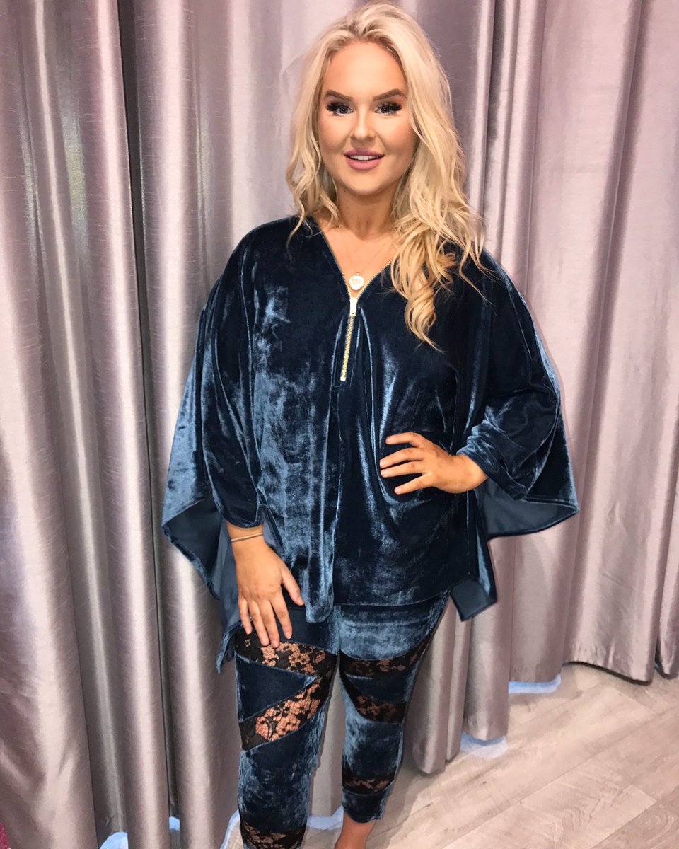 ROYALTY 👸🏼👸🏻 shop this stunning royalty in blue top online now ✨ this stunning velour top is a stunning must have piece for A/W and we love our #gemdolls wearing it 🙌🏼 GemmaCollinsCollection.co.uk 💖