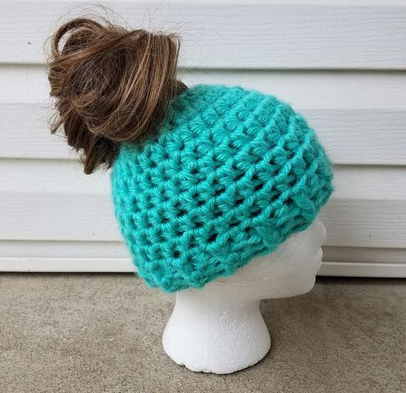 tiffanie_angelo's tweet photo. Bun Hat Crochet Crochet Ponytail Hat Messy Bun Beanie #bunhat #crochethat #messybun #ponytailhat #messybunbeanie https://t.co/ay6WfB0lcr https://t.co/92Fj3a84o1