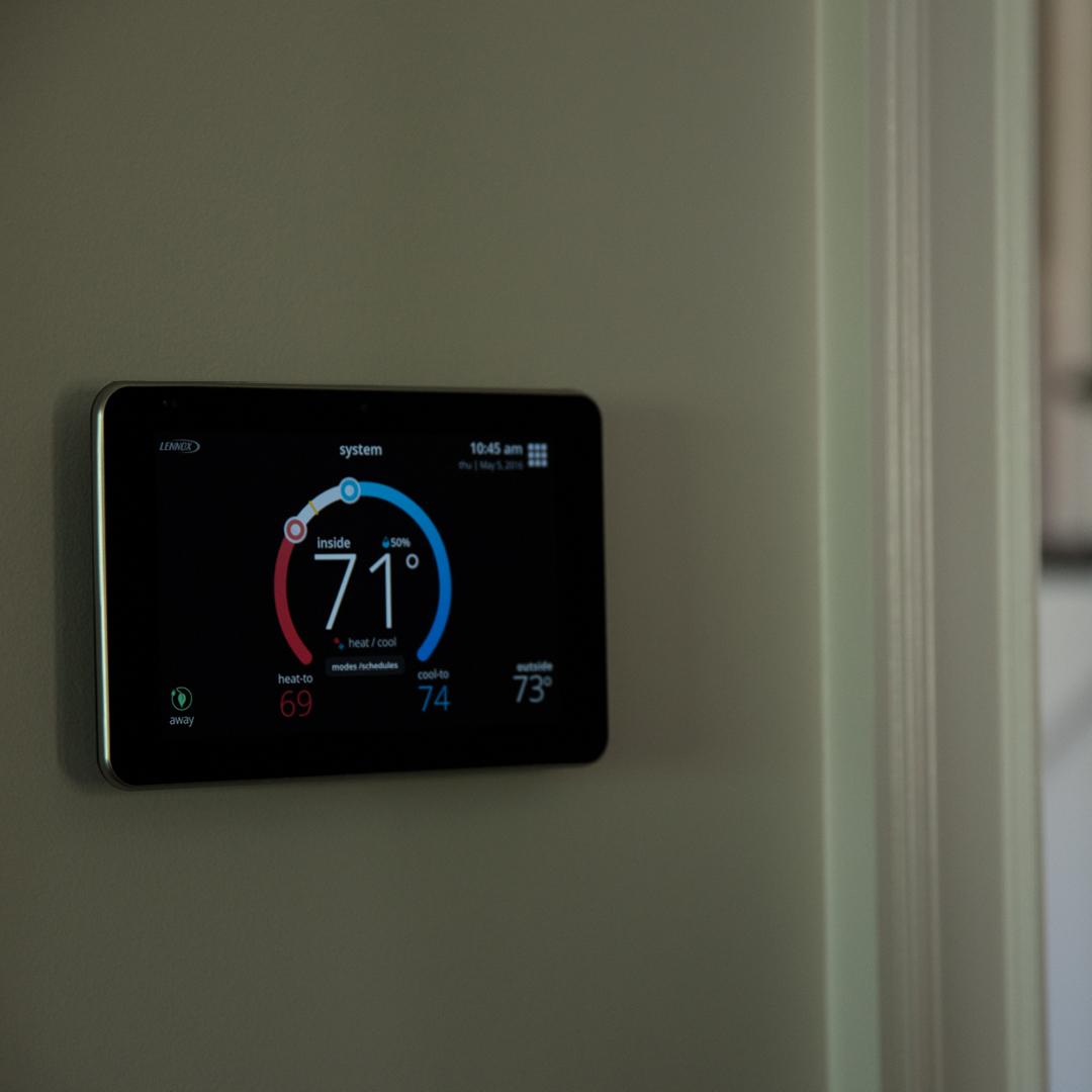 Lennox' iComfort® E30 smart thermostat adapts to your life and the changing environment. Learn more: bit.ly/2AvnOUi