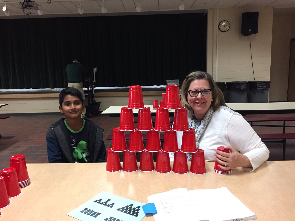 chapmanthinkers's tweet photo. HOC = perseverance, logical thinking, &amp; accuracy - one incorrect symbol &amp; your "robot" partner can't create your stack! https://t.co/63fZ8vy5ur