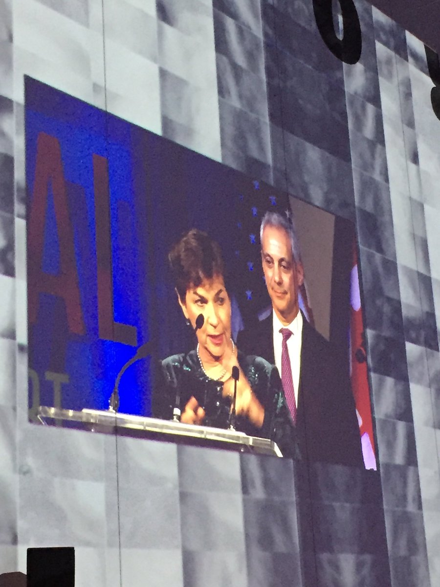 DrJasonFunk's tweet photo. @CFigueres “I cannot think of a better container for the clarion call of climate change” than Chicago. #ChicagoCharter #ChiClimateSummit #ChiClimateForum https://t.co/XsksH5owmB