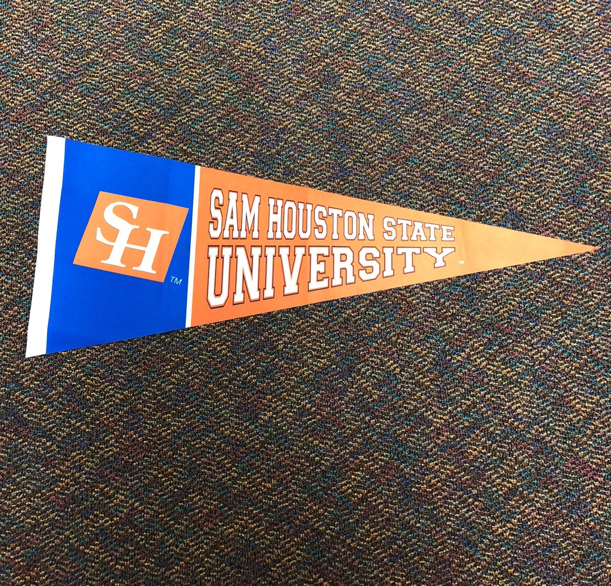 SC_Counselors's tweet photo. Mrs Carter is at it again with another giveaway! This time I’m calling all our future #bearcats of @SamHoustonState!!! This pennant is for you. Claim it by bringing your acceptance letter to the counseling office tomorrow. #godeer https://t.co/tnNEohaXon