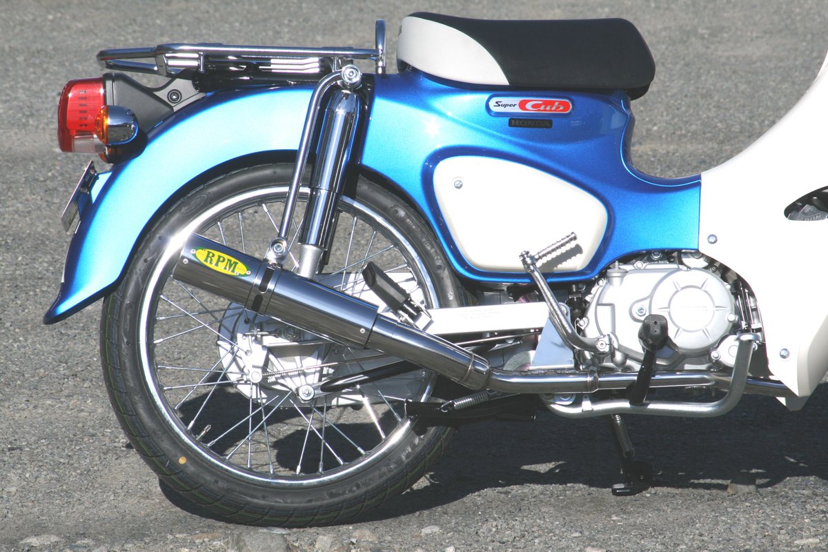 バイク用マフラー専門メーカーrpm Honda Cub110 2bj Ja44 オリジナルマフラー開発 Cub110 Ebj Ja10 Cross Cub Ebj Ja10 と互換性を持たせる為 既存品番のエキゾーストパイプを再試作しました Cub110 Ebj Ja10 への取付確認後 新たに治