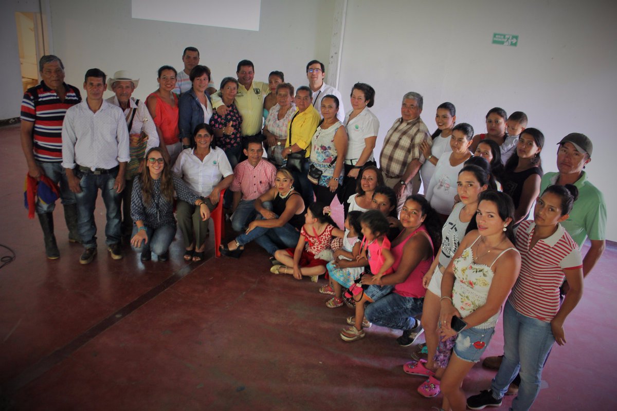 FormacionPaz's tweet photo. El día sábado 2 de diciembre se realizó con éxito el Lanzamiento Oficial del proyecto “Territorio y Acción Colectiva para la Construcción de Convivencia y Paz en Colombia” financiado por @FondoChile en el municipio de Planadas. https://t.co/jG5vc6s9hX