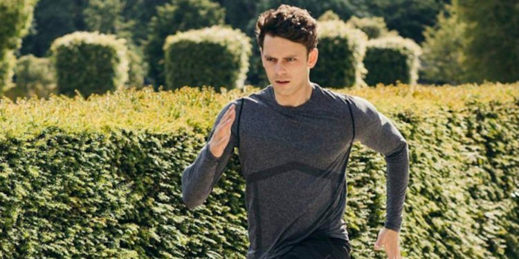thisisinsider's tweet photo. A personal trainer explains why eating 2 meals a day is the best way to lose weight and feel less hungry https://t.co/IQarCrWnkM https://t.co/VnhxWe2WPJ