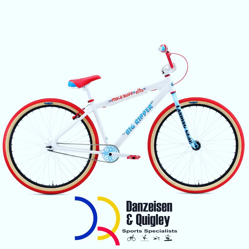 DandQSports's tweet photo. Say hello to the newest addition to our SE lineup of bikes 🚲! “Mike Buff Big Ripper 29”
Mike Buff is a BMX pioneer and the style of this signature series bike resonates with the fans who remember the unique style that made him famous. #bmx #mikebuff
#DanzeisenAndQuigley #DandQ https://t.co/OOg0CciMjG