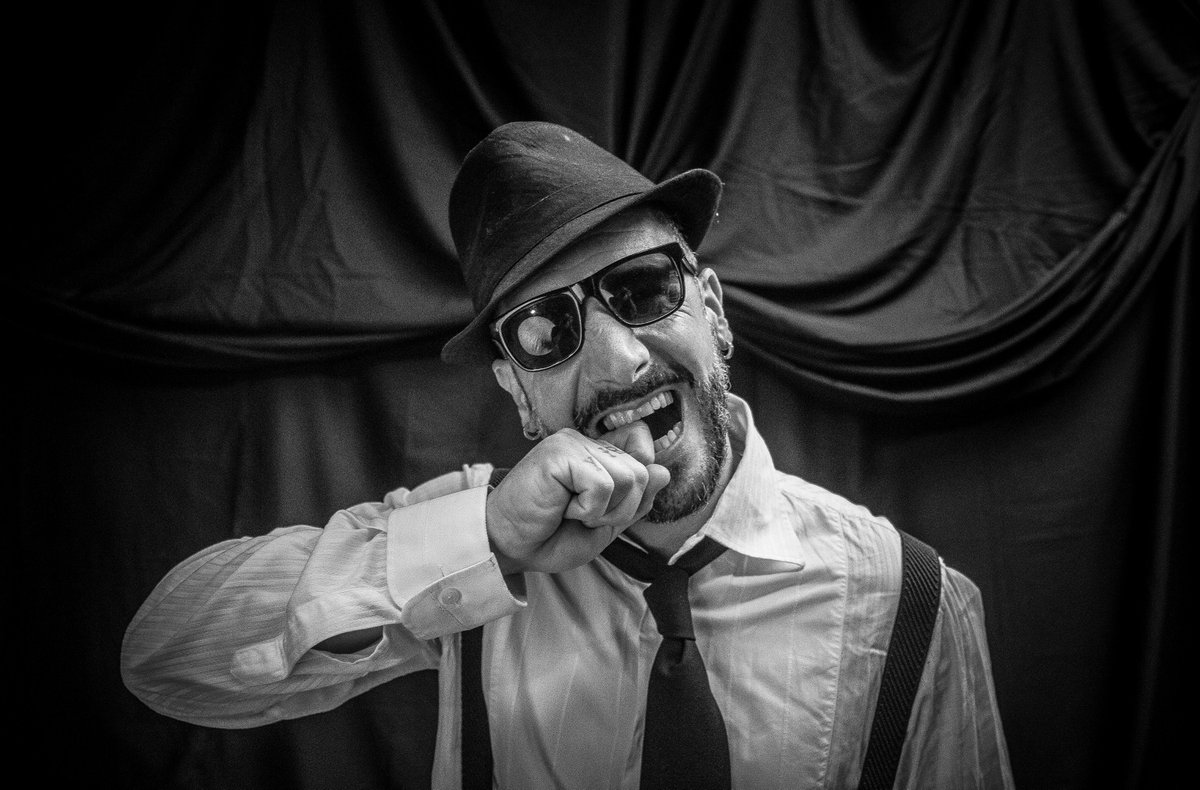 YIRAMUSICA's tweet image. El cantor