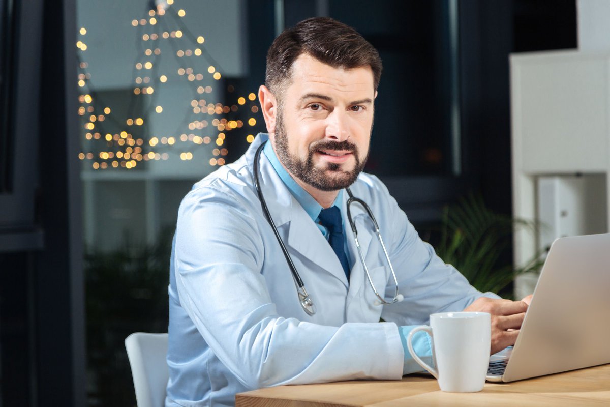 locumjobsonline's tweet photo. Ever wonder about moonlighting jobs for locum tenens? Check out these great benefits! https://t.co/8sqf6nhKUc #nightshift #moonlight #locumtenens #extrapay #physicians #hospitalists #medicine https://t.co/3wrQOsSIH4