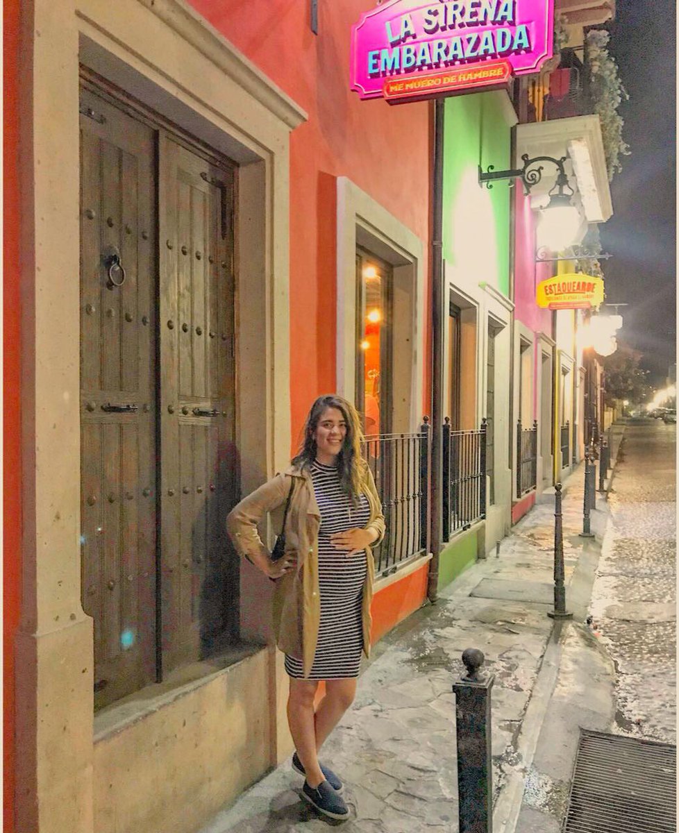 fernandaniOfi's tweet photo. Con #MovistarOn también puedo capturar las pequeñas grandes coincidencias que la vida nos regala https://t.co/uxiRUwmpb5 🧜🏼‍♀🤰🏻💕 https://t.co/KXGpCl5nxv