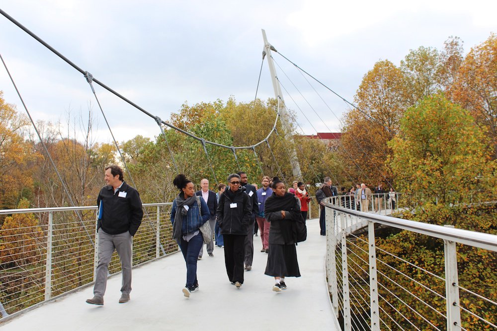 SmartGrowthUSA's tweet photo. Catch up on #AmazingPlaceForum in Greenville, SC, where we brought together 30+ economic development leaders from five different cities. https://t.co/nzfq0xmz9s https://t.co/PnfvCTA3RH