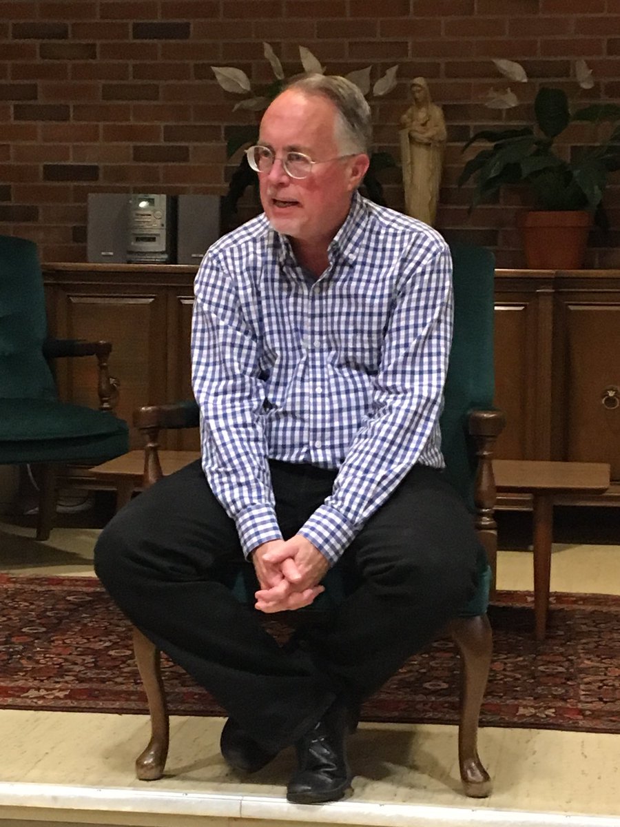 GenesisCali's tweet photo. #davidgarrow speaking to @gamalielnetwork #organizerretreat about #obamaorganizing https://t.co/w6w0SBocHY