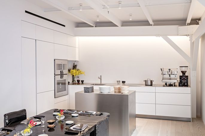 viewingshq's tweet photo. The Kitchen Design Secrets of Top Restaurant Architects https://t.co/EjBSga38BD via @realtordotcom #HomeDecorIdeas #Kitchen #design https://t.co/SxfzyKOZBi