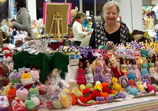 CambCelebrates's tweet photo. Great your Christmas shopping done @ Cambridge Christmas Market Dec 7-10! Shop at The Spiked Olive Artware Co., @KritterKnits knitted toys and Christmas items AND Young Living Essential Oils. #CIC2017 #Cambridgechristmasmarket #cbridge #WRAwesome #gifts https://t.co/ZlYN3KAlvZ https://t.co/RKobzlsq9n