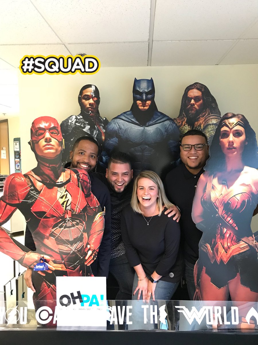 Hanging with these guys today! 🙅🏻‍♂️#saycatsruleon3