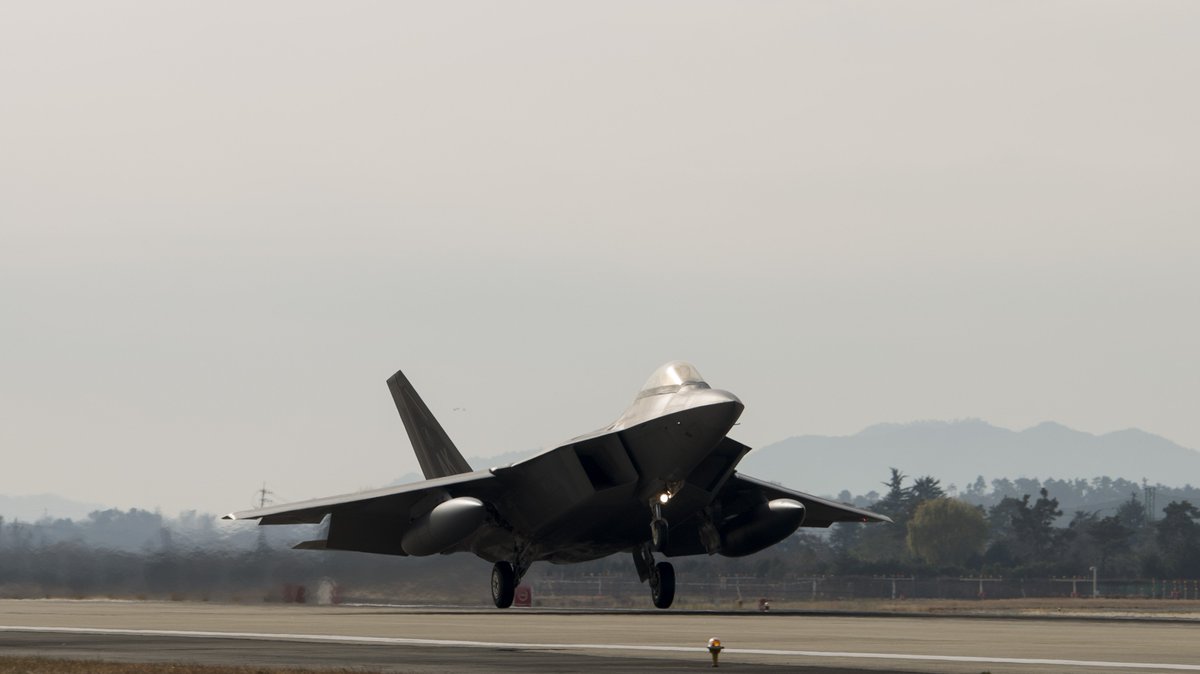 Kadena Air Base tweet media