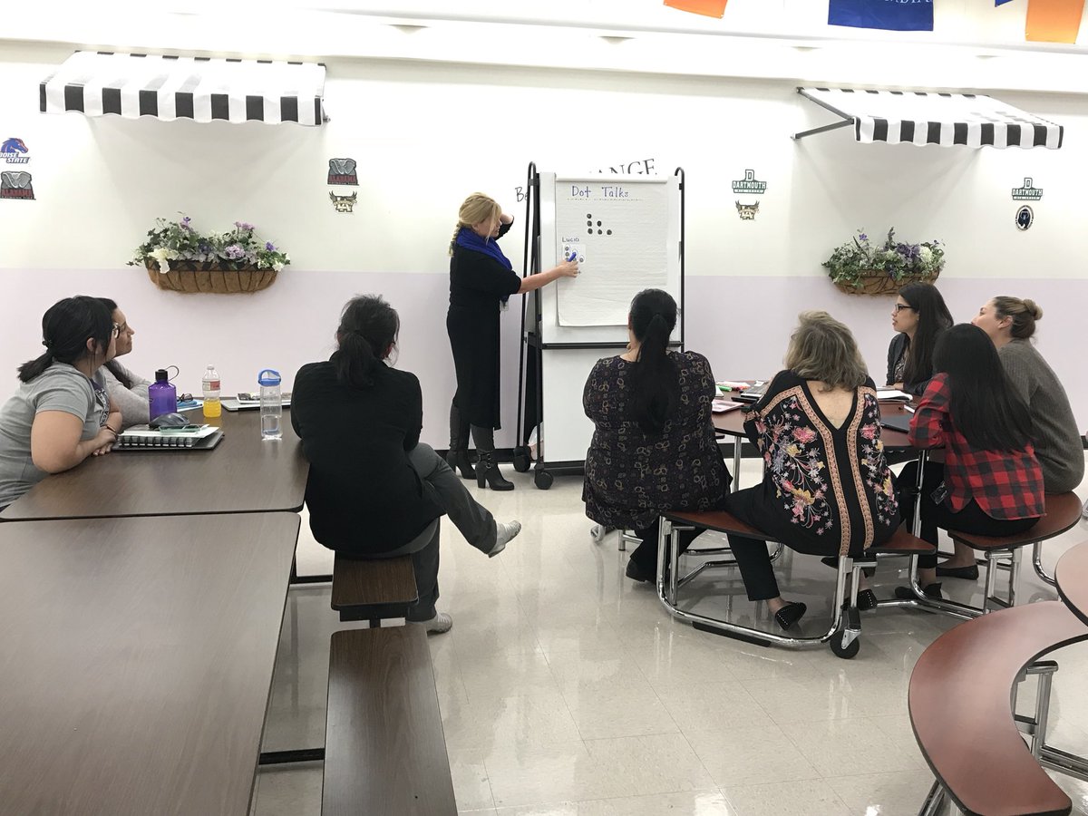 teletitan's tweet photo. #TeachersTeachingTeachers about questioning techniques. #PDMadness #MathPractices @rusdkids @noexcusesu @RowlandSchools https://t.co/ZUj8aOtcT7