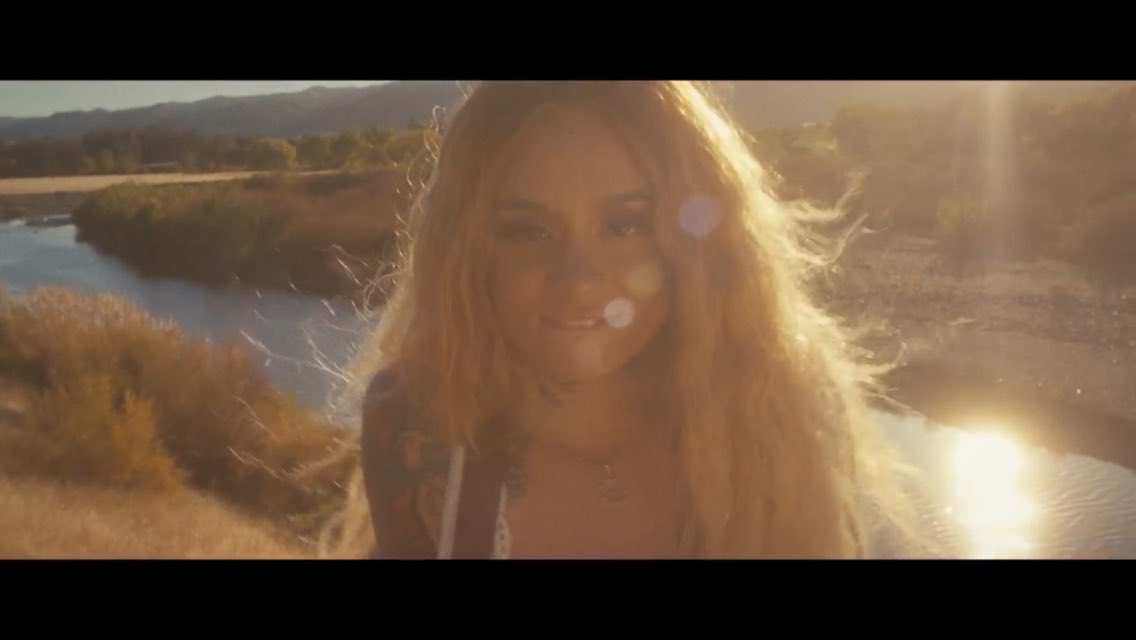 Harmonize7_27's tweet photo. #Honey Im in awe😍😍 https://t.co/dm6yZEtIc5