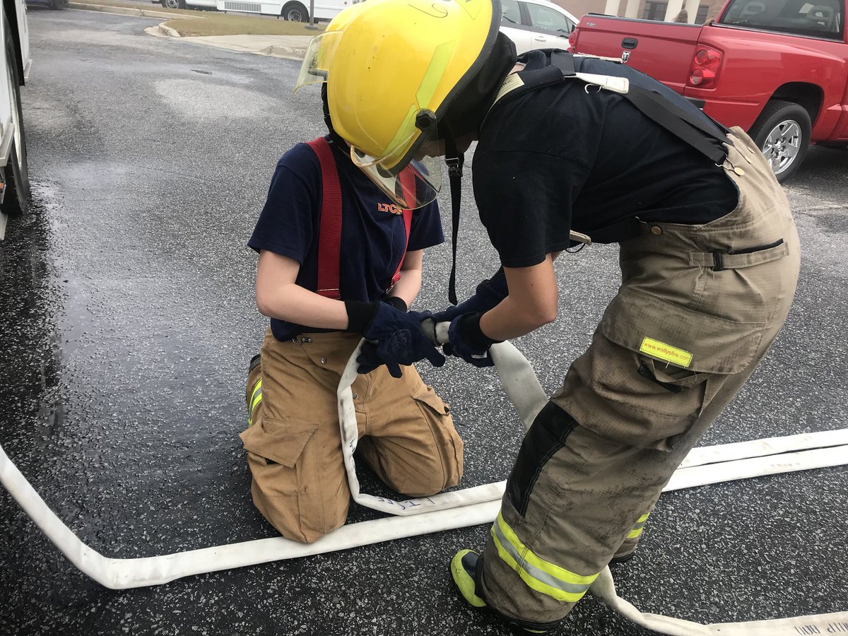 sky_haynie's tweet photo. @LexTechCenter #LTCfirefighting Last week students learned fire attack and hose advances https://t.co/FFqGZ0RQgX