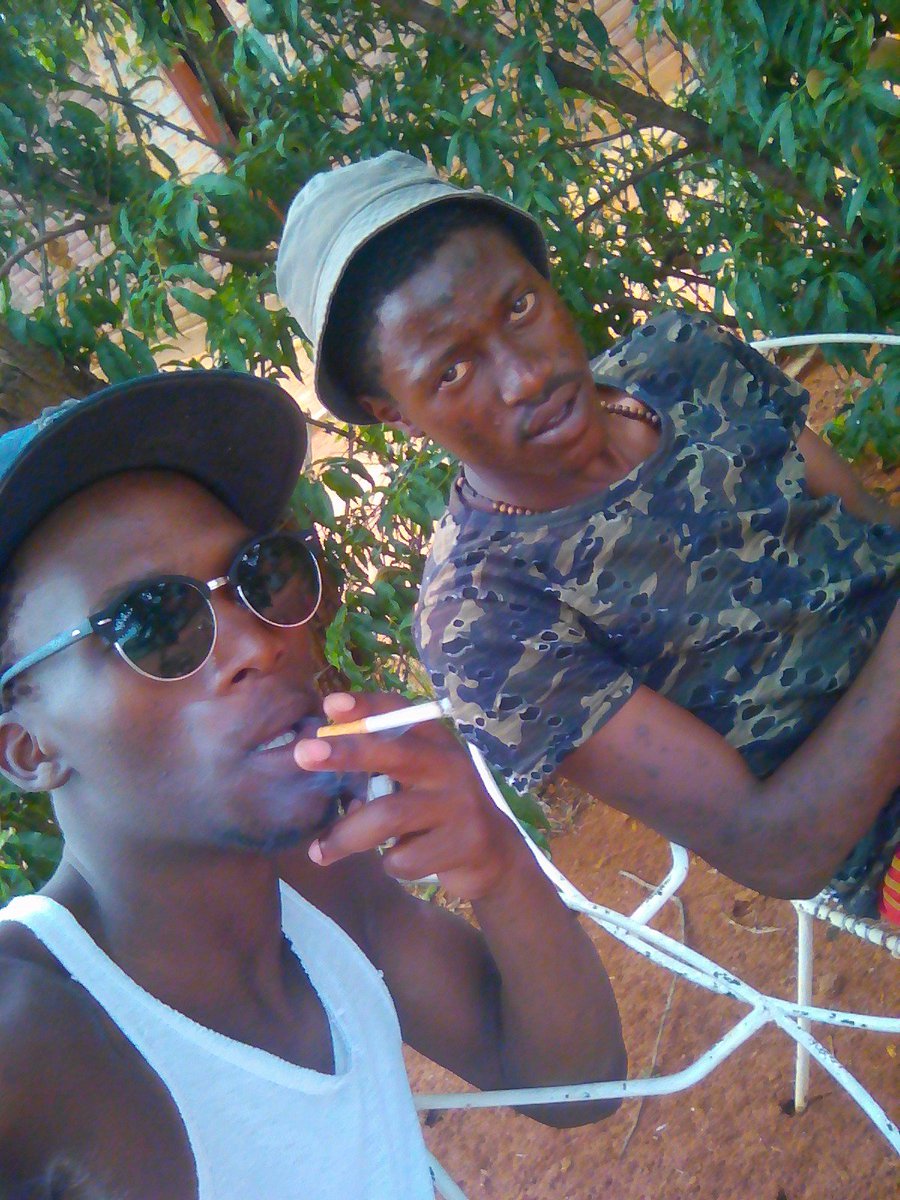 DropTowp's tweet photo. @droptowp retswa town raya ko Bkay now we r blazing https://t.co/6p1w3JoiPr