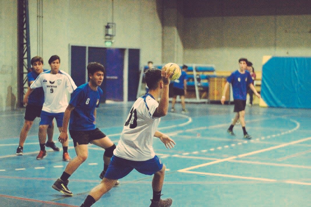 MetHandballCLub's tweet photo. 🏆🐻En nov. fuimos parte de "I Copa #SantiagoBueras " Los adultos salieron campeones🥇y nuestros cadetes🥈Gracias por la invitación, y grandes los F®🐻💙 #balonmano #handball #VamoslosF https://t.co/E2JQFKkzK2