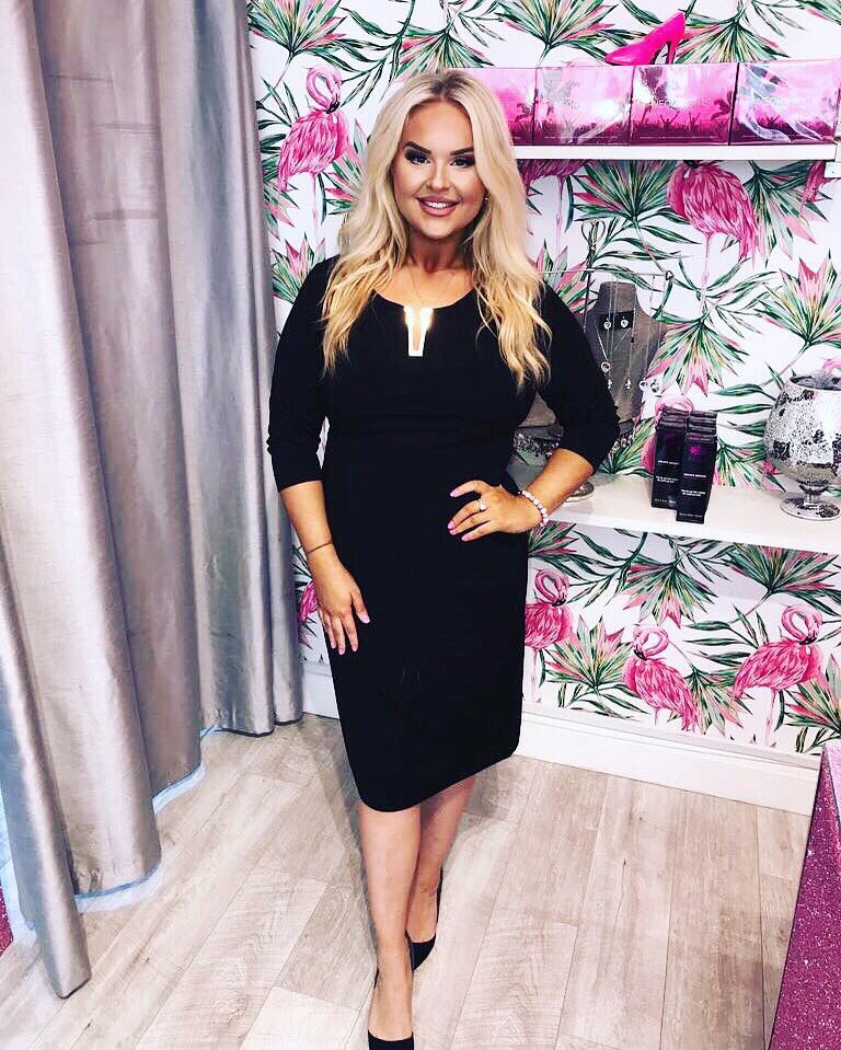 Fancy some late night shopping? 🙌🏻 when why not treat yourself to the DONNATELLA dress and be party season ready ✨ Shop now at GemmaCollinsCollection.com 🎄