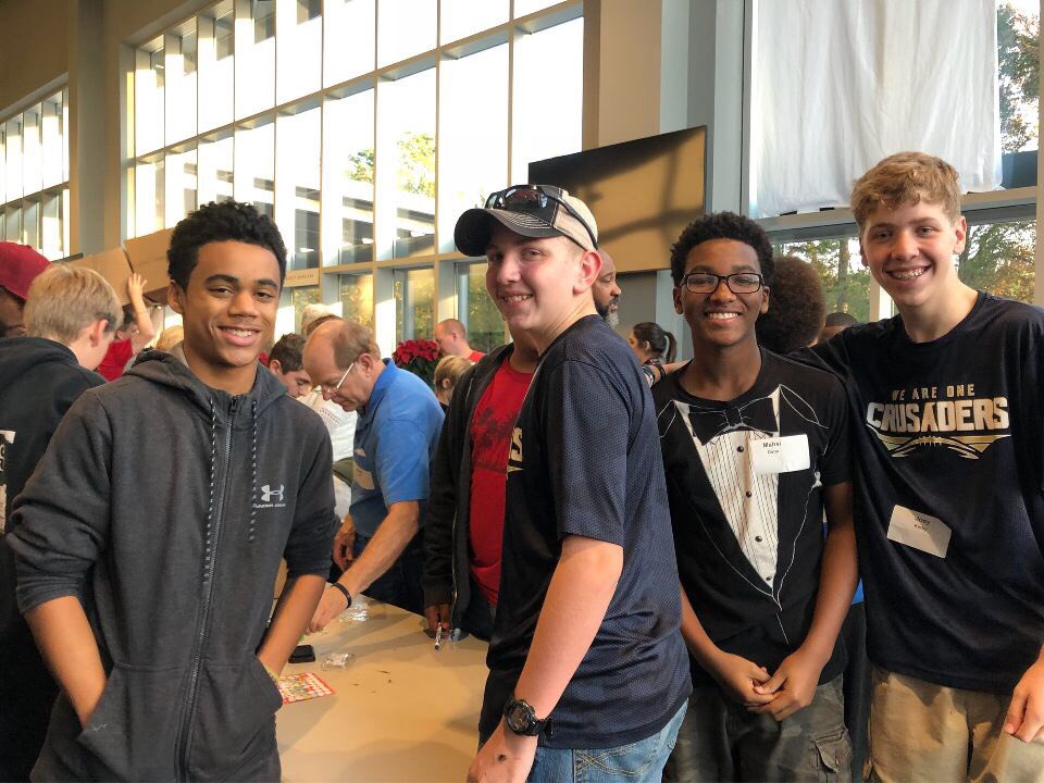 tcteens521's tweet photo. Yesterday was incredible! Our Teens and servant leaders from @TCTransformers came together to serve families in our communities. The boxes represent more than just presents. They represent love, joy, peace and ultimately God's presence with us. #RollOutHope #Jesus #SquadLove https://t.co/XhX2Our2kB