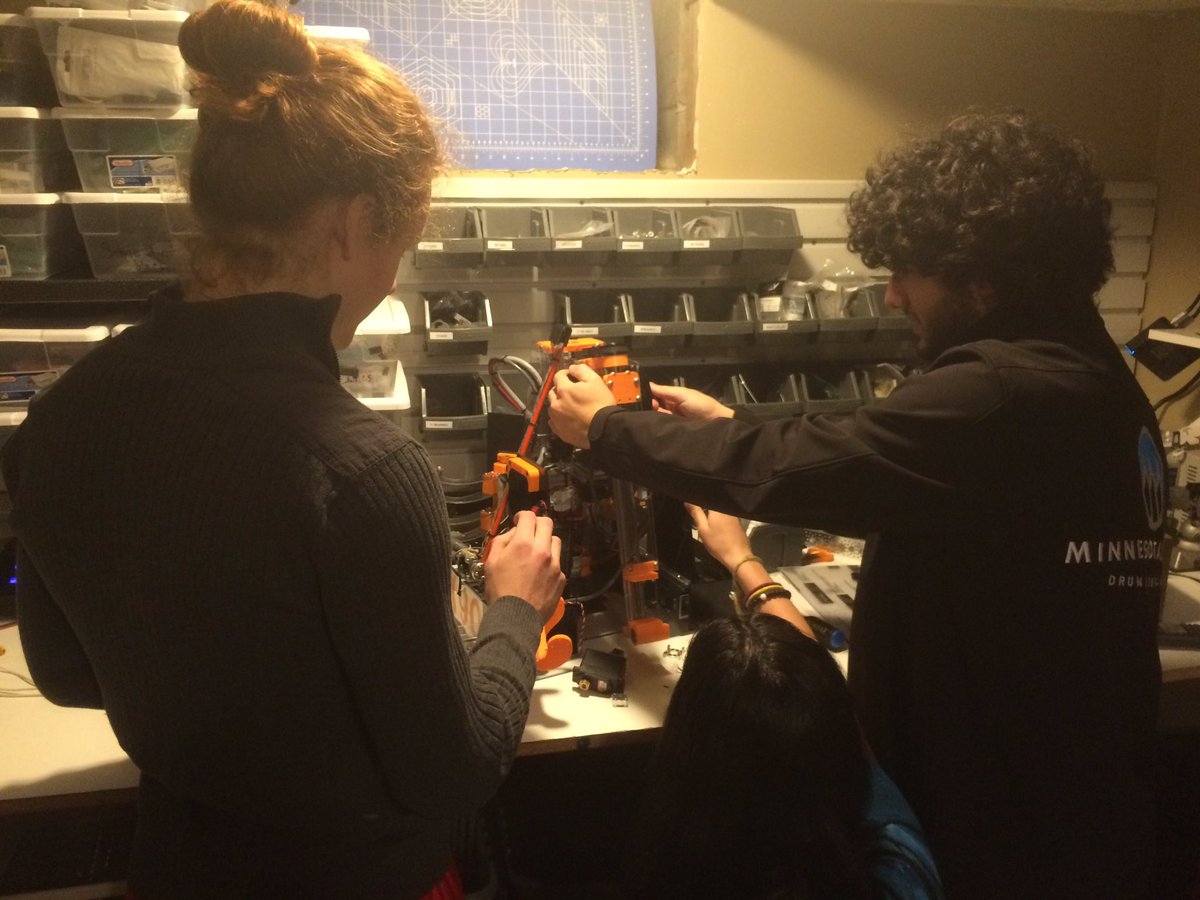 Put it together, take it apart. #OMGrobots