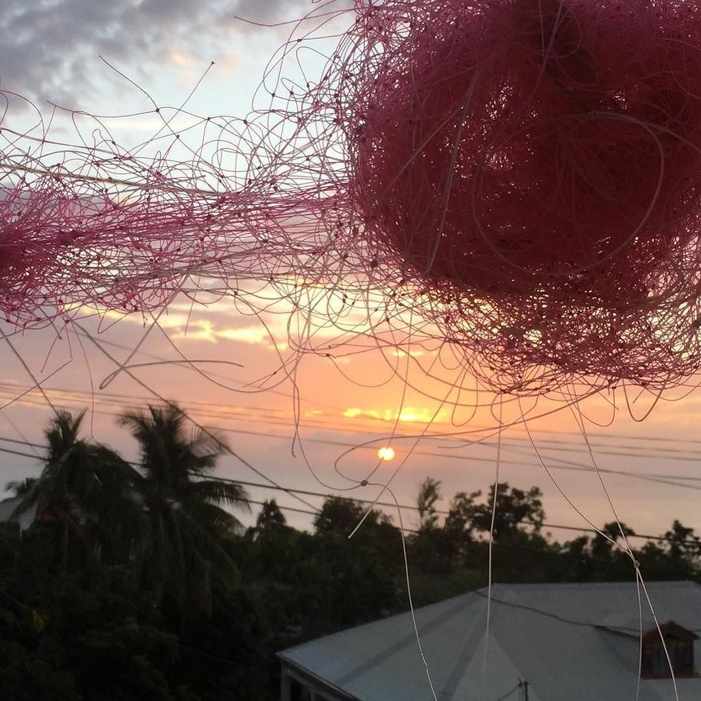 metamorfaux's tweet photo. #guadeloupe #gwada #sunset #coucherdesoleil #fishnets #filetdepeche https://t.co/Cr2HZb2ifK