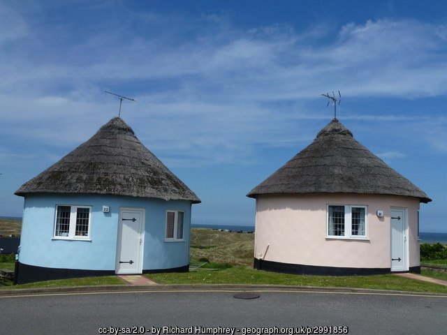 Photos Of Britain On Twitter His And Her Holiday Cottages