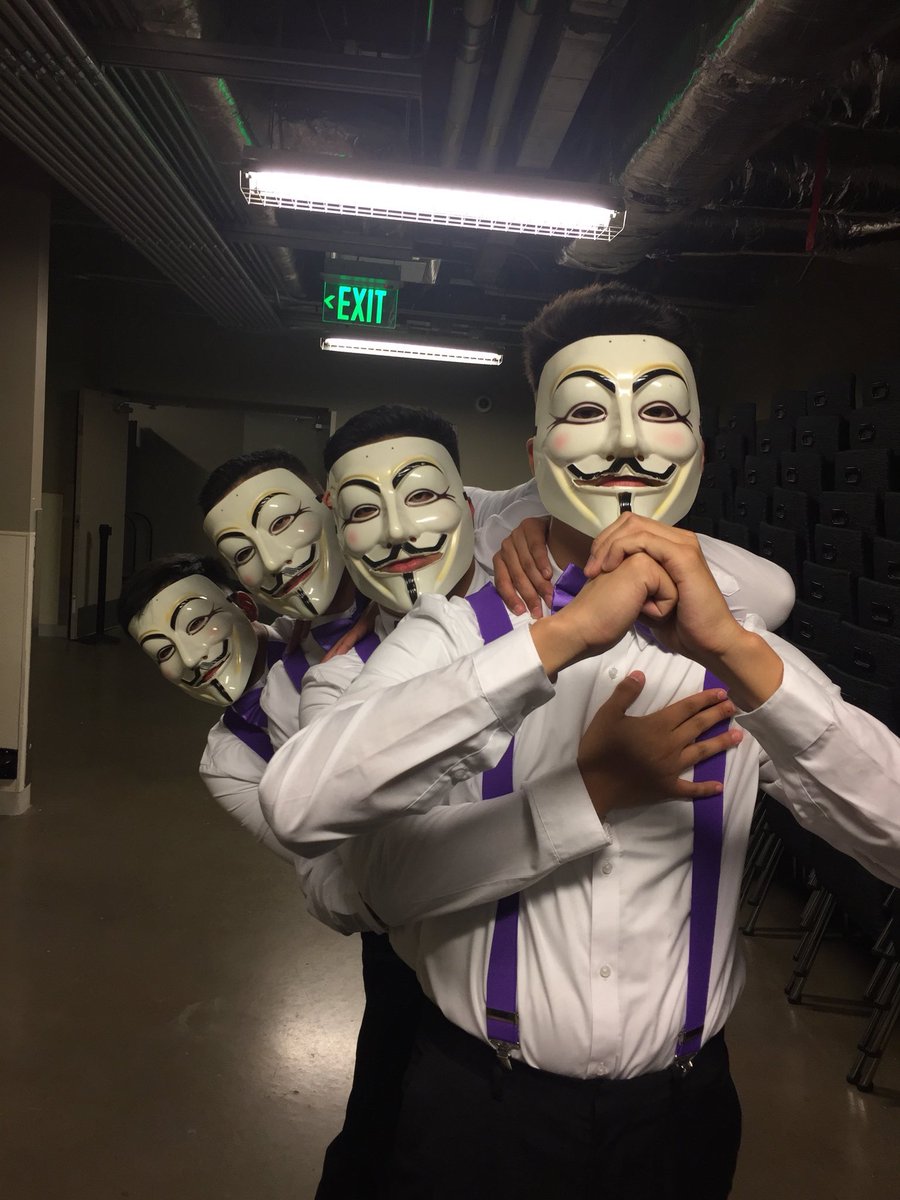UndefeatedEzra's tweet photo. Officially a brother of the most honorable Sigma Lambda Beta. 💜😈⚓️ #ΣΛΒ #ShipJericho #NTXBetas #SLBTwitter #ThetaBeta https://t.co/YOBzkmCVY8