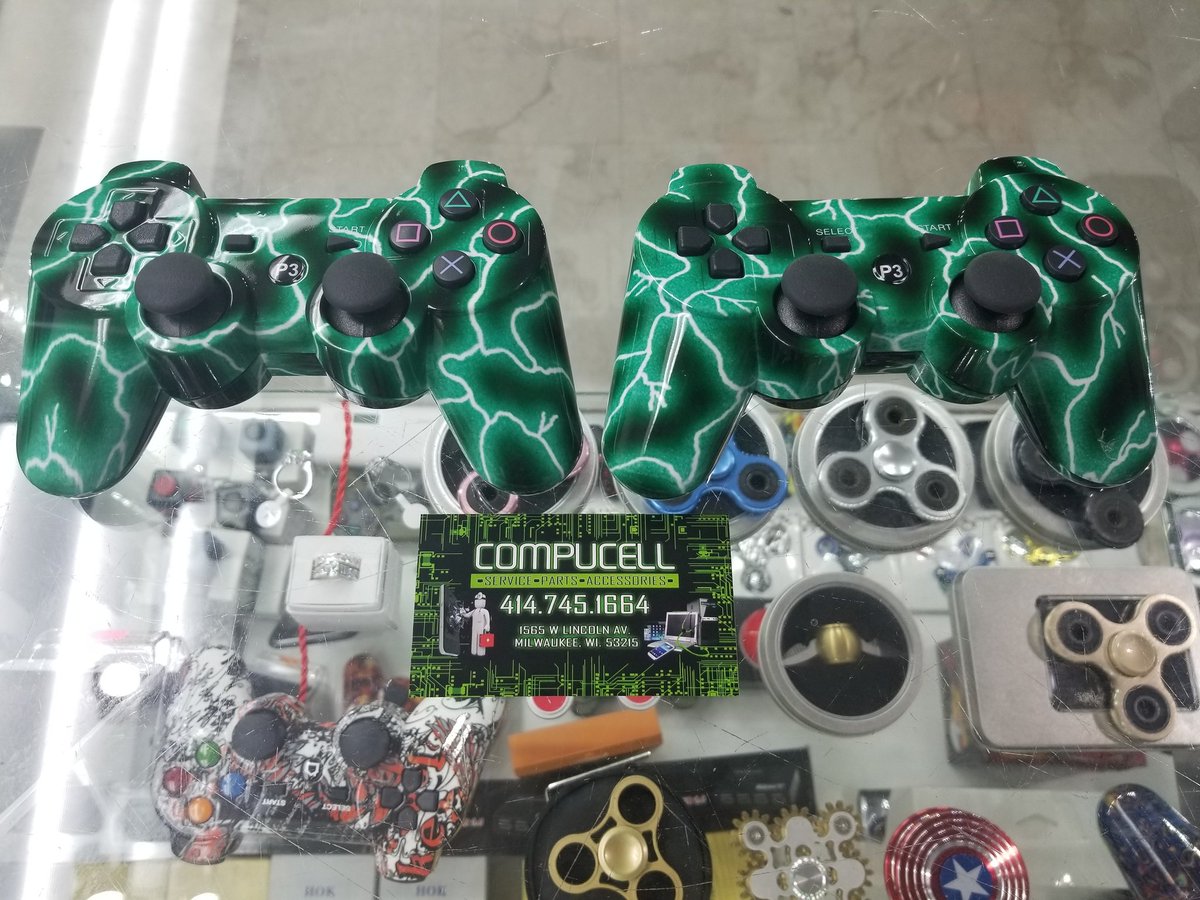 TechSurgery's tweet image. Ps3 controller $25