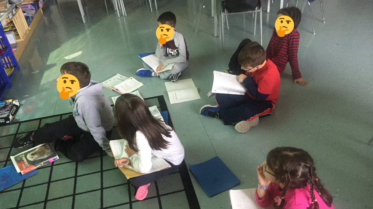 MrsMichieli's tweet image. Reviewing for our patterning quiz this Thursday December 7th! #goodluck #100chart #patternseverywhere #somanypatterns #learningfromourpeers 👍