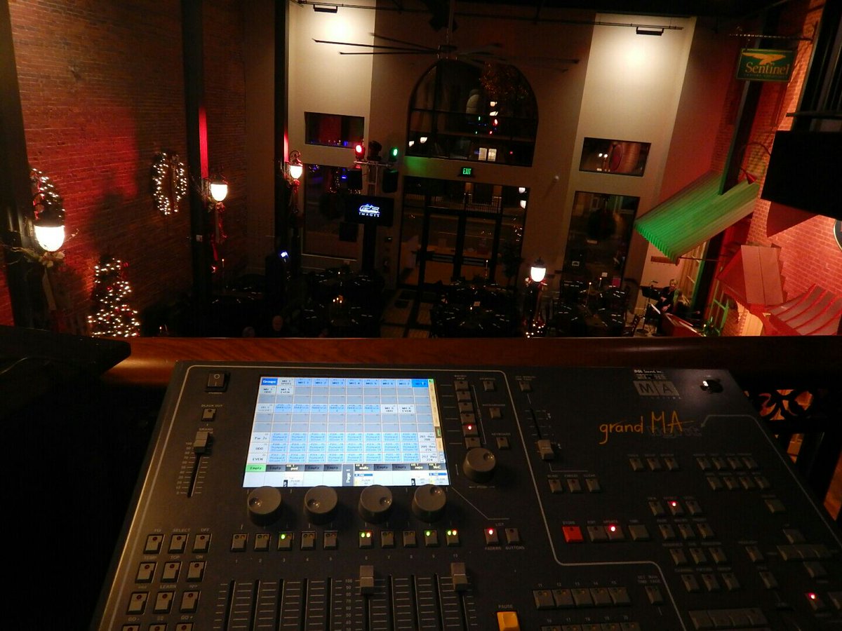 DSLSound's tweet photo. Lighting. Sound. Video Broadcast.
Live Audiovisual Services for the @USMHnews Yuletide Feaste at @bullsandbears08
#DSLSoundLive https://t.co/0qraFkfCVY